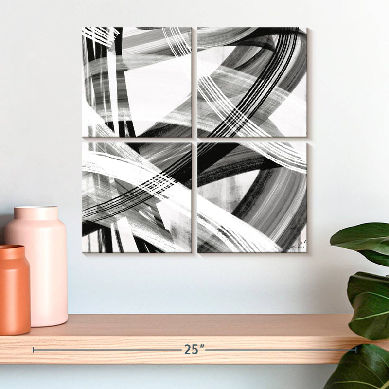 New Magnum Avery I, 18" H x 18" W
