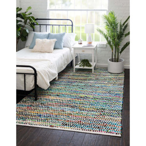Aberfeld Chevron Handmade Flatweave Cotton Green/Blue/White/Black/Yellow Area Rug