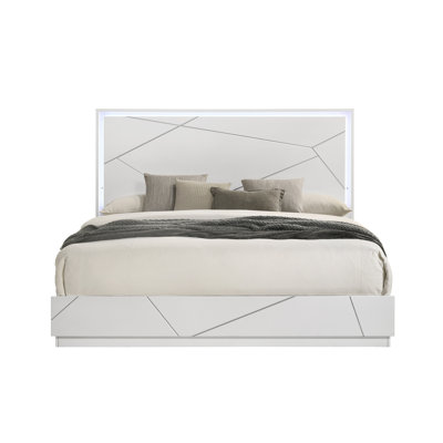 Lit de style moderne et contemporain