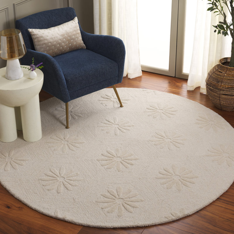 Dimonda Hand Tufted Wool/Cotton Floral Rug in Ivory, Round 6'