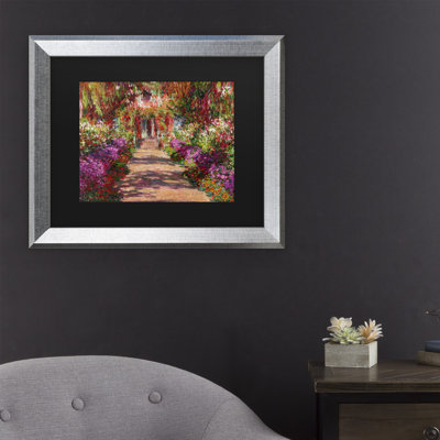 «A Pathway in Monet's Garden» par Claude Monet, reproduction d'art sur toile encadrée