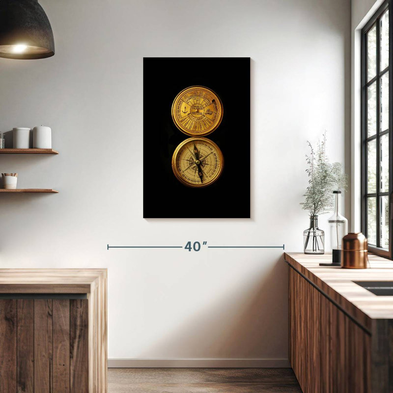 Boussole de navigation dorée, H 36 po x l 24 po
