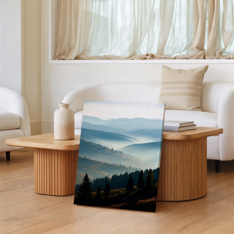 Toile, "Un paysage serein, mettant en vedette des collines et des vallées enveloppées d'art mural,", H 30 po x l 30 po