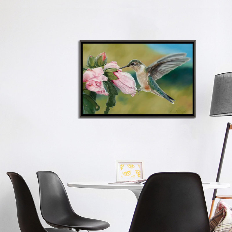 «Tickled Pink» par Camille Engel - reproduction de photo, Toile avec cadre en bois gris, Aucun mat