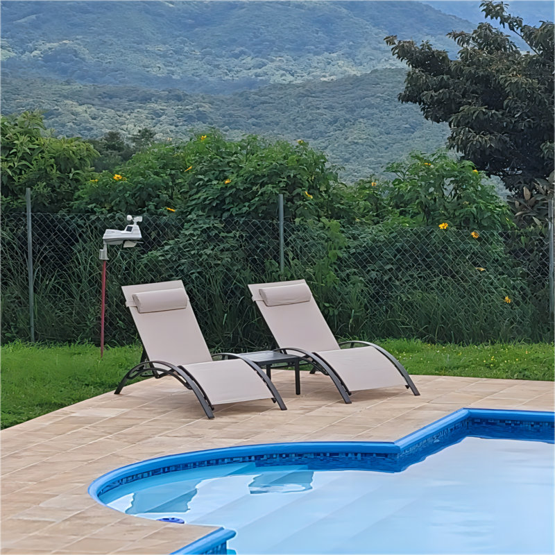 Patio Chaise Lounge Double Outdoor Beach Pool Sunbathing Lawn Lounger Recliner Outside Tanning Chairs For All Weather, Beige