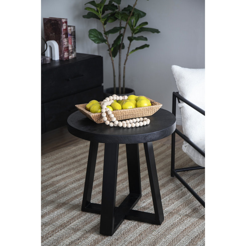 La table basse noire de 23,5 po x P 24,5 po, avec surface arrondie et structure solide à pieds croisés, en fer et en bois, peut accueillir divers objets. Table de 24,5 po de hauteur, plateau rond avec chevauchement