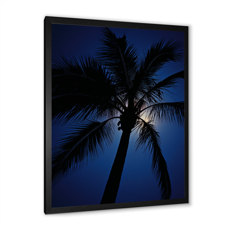 «Sapphire Solitude Midnight Palm» sur toile, Cadre noir, H 32 po x l 24 po x P 1 po
