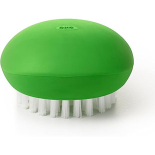 https://assets.wfcdn.com/im/01583252/resize-h310-w310%5Ecompr-r85/2550/255063358/oxo-good-grips-vegetable-brush.jpg