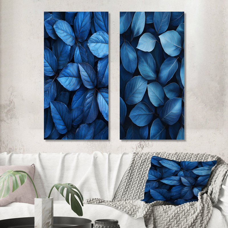 «Midnight Blue Leaves Tranquility I», art mural floral 2 panneaux, Toile tendue, H 32 po x l 33 po