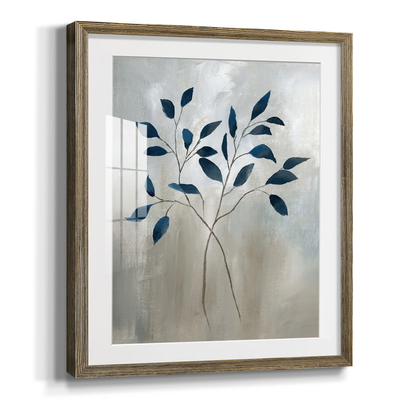Green Shadows I, reproduction encadrée, Papier avec cadre noyer, Blanc