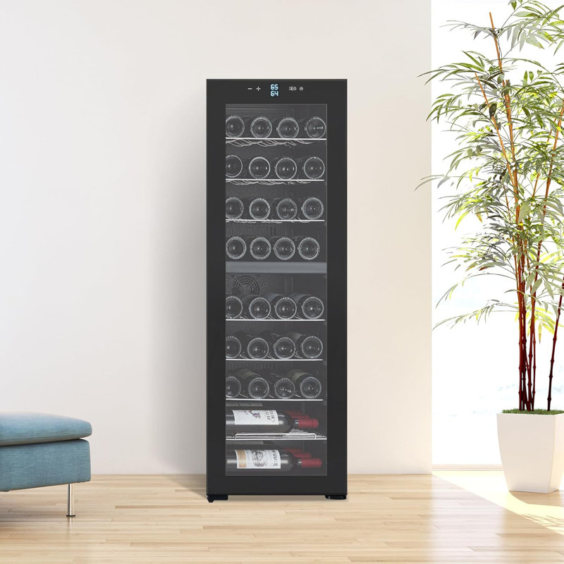 Réfrigérateur à vin de 21 pouces avec capacité de 39 bouteilles, encastré ou autoportant, fonctionnement silencieux, tablettes coulissantes, porte en verre réversible