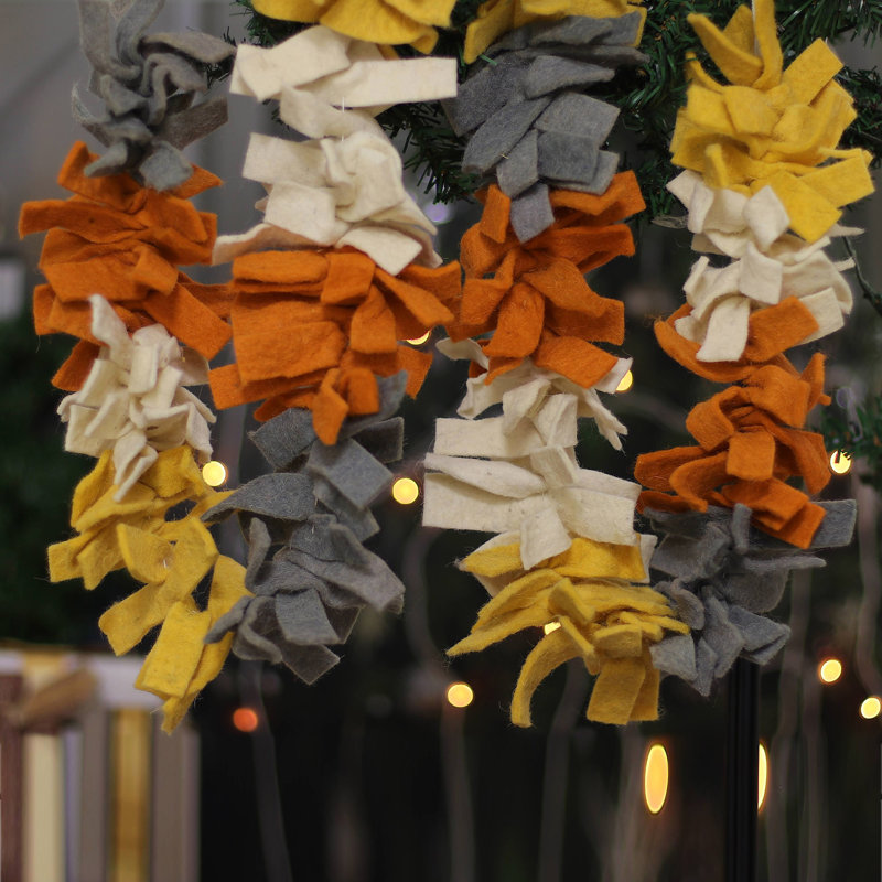 7.48'' in. Faux Garland