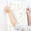 Papier peint Suzanne Country Wildflower 27 po de largeur 27 pieds de long = 60 pieds carrés-115728734