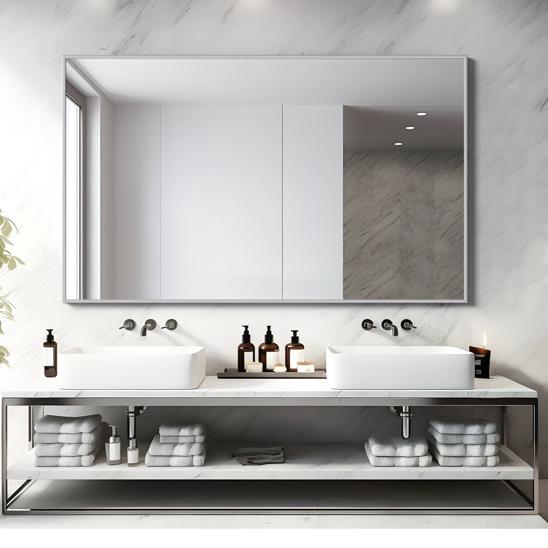 Miroir suspendu Kinkaid, Argent, 51 po x 31 po