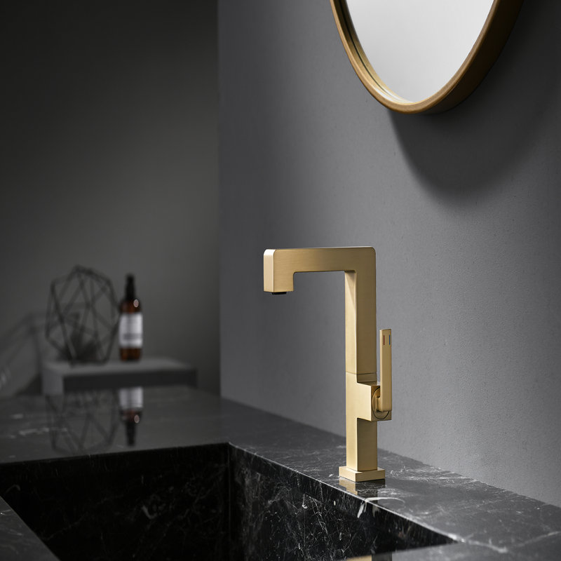 Single-Hole Single-Handle Bathroom Faucet, Brushed Gold