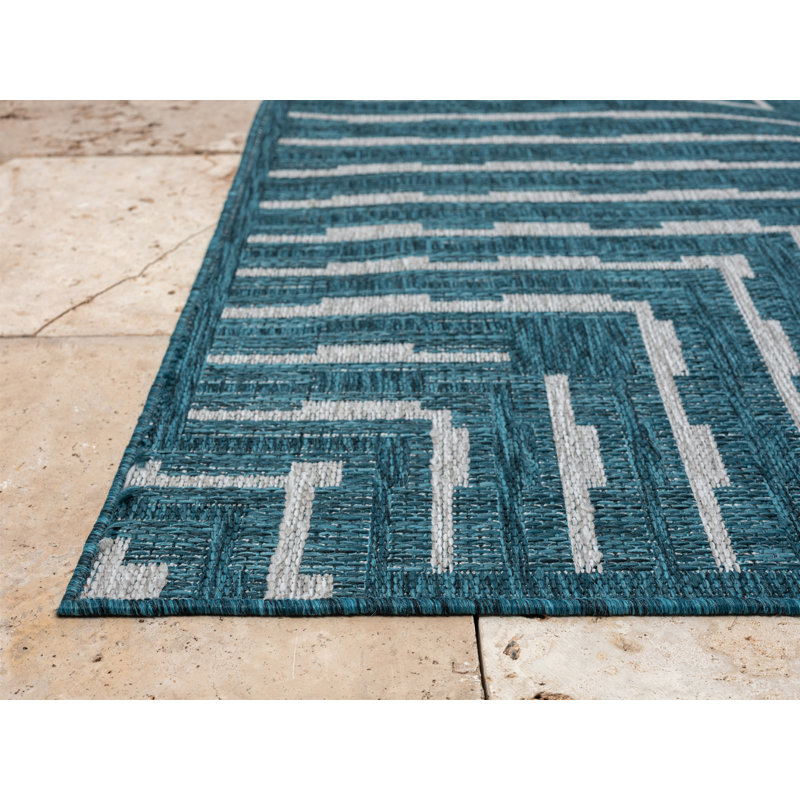 Geometric Indoor Rug, Rectangle 2' x 2'11"