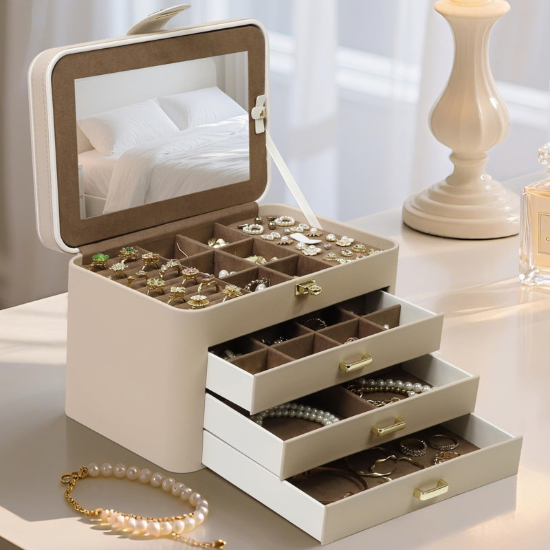 Jewelry Box +, Beige