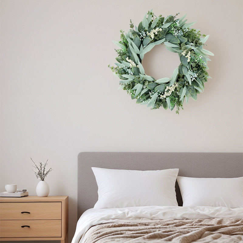 Couronne d'eucalyptus pour porte d'entrée, 50 cm, artificielle verte avec baies blanches, toutes saisons