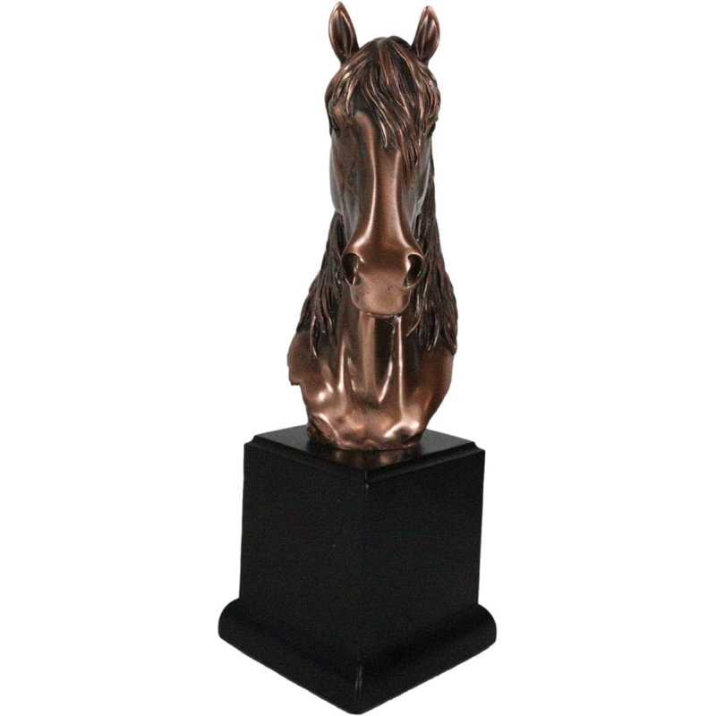 Figurine cheval Aythan