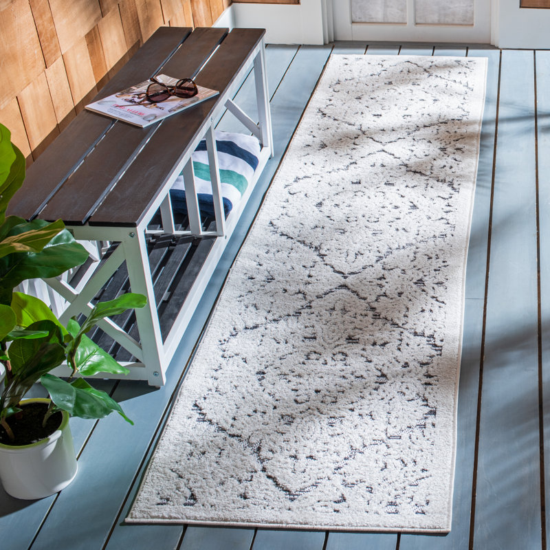 Areena Geometric Ivory/Gray Indoor / Outdoor Area Rug, Runner 2'2" x 8'