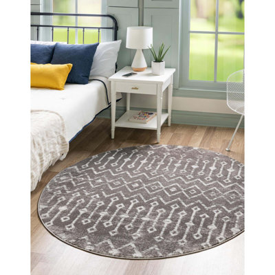 Amrjeet Geometric Indoor Rug