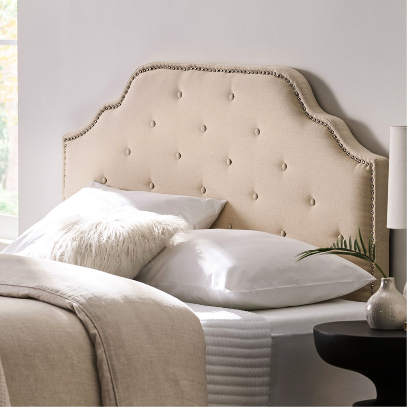 Tête de lit en tissu beige pour chambre à coucher, grand, avec capitonnage élégant et durabilité, style polyvalent délicat