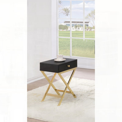 Table d'appoint avec plateau blanc et base en laiton