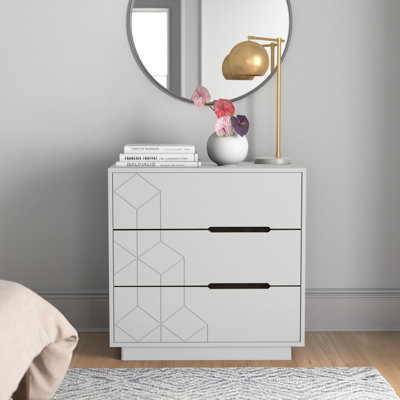 Devunte 32.25'' W 4 - Drawer Dresser