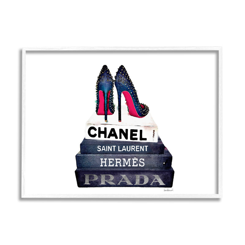 «Fashion on Book Set Stud Pump Heels», impression, H 30 po x l 24 po x 1,5 po, Giclée encadrée blanc bord de mer
