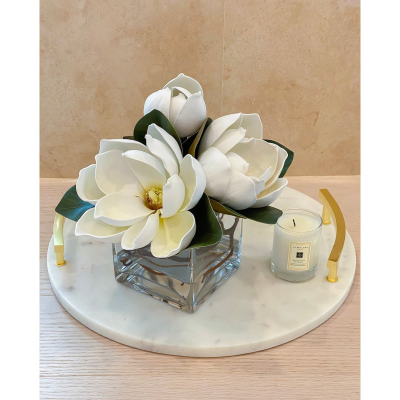 Pièce maîtresse Real Magnolia - arrangement floral de qualité supérieure