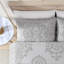 Taie décorative en chenille-70924489-35922558
