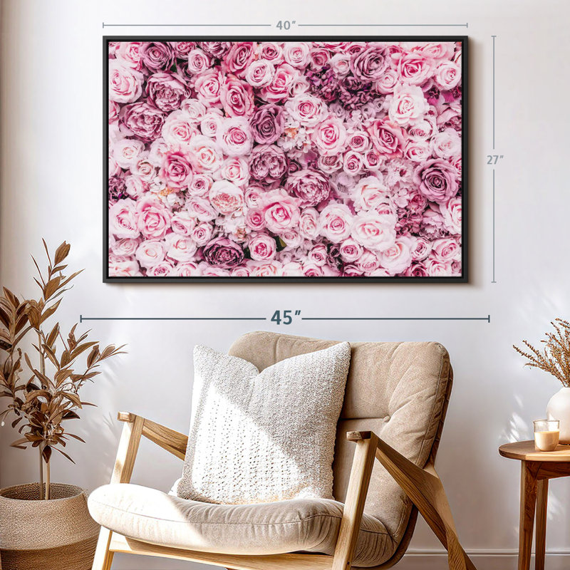 Floral et botanique «Bed of Pink Roses Wall Art», H 27 po x l 40 po