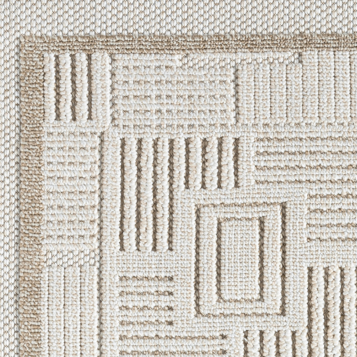 Hildegard Checkered Outdoor Rug, Rectangle 2'3" x 3'3"