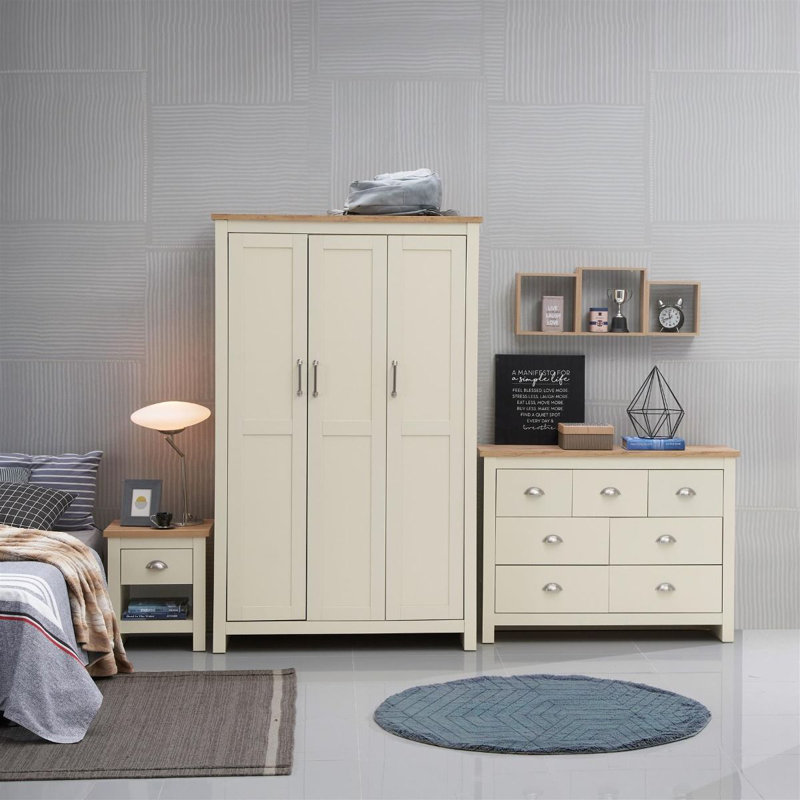 Lisbon Piece Bedroom Set