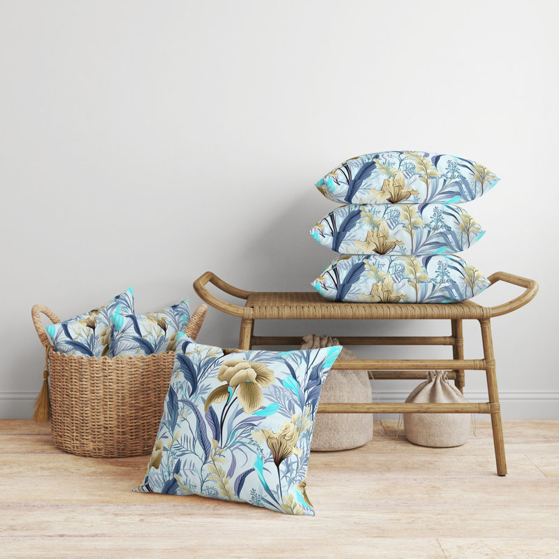Coussin Breezy Buds, Bleu / floral beige, H 18 po x l 18 po