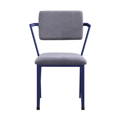 Chaise de bureau industrielle en tissu gris avec accent bleu, dossier haut, siège fixe, coussin rembourré, pieds et structure en métal