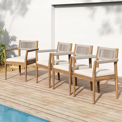 Ensemble de 4 chaises de salle à manger d'extérieur en bois d'acacia durable avec corde résistante aux rayons UV et coussin épais, parfait pour le patio et la terrasse