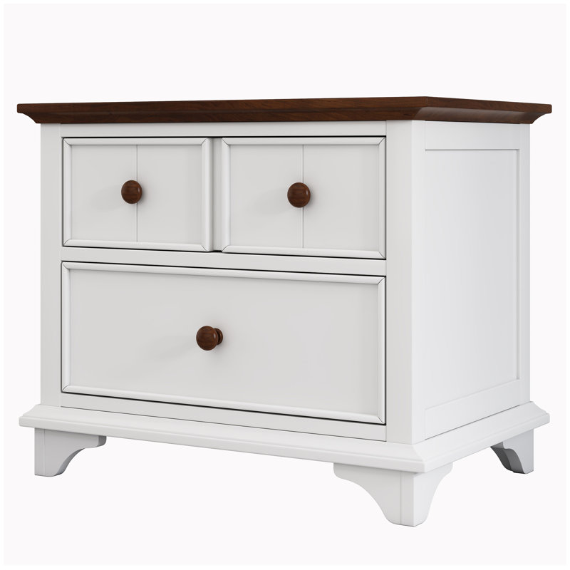 Lysbeth Accent Chest