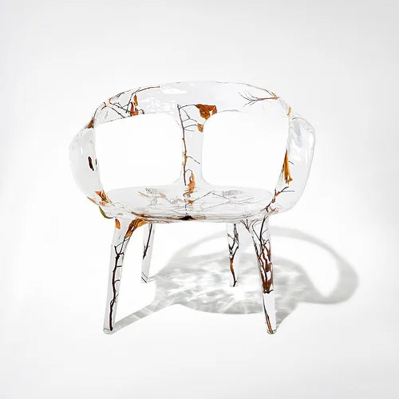 Fauteuil en cristal transparent et branches en acrylique transparent avec accents en bois naturel - Chaise d'appoint moderne et luxueuse pour le salon et la décoration intérieure