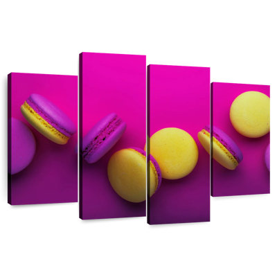 Magaras et macarons jaunes