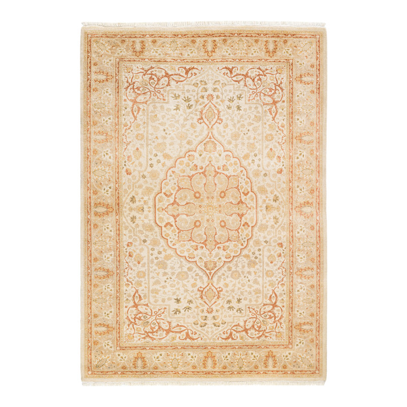 Classic One-of-a-Kind 4' 5" X 6' 3" Hand Knotted Area Rug