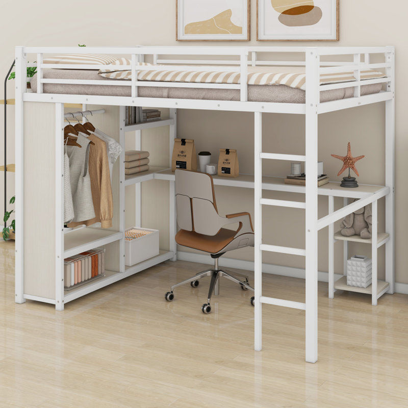 Structure de lit mezzanine avec garde-robe intégrée, bureau et tablettes de rangement