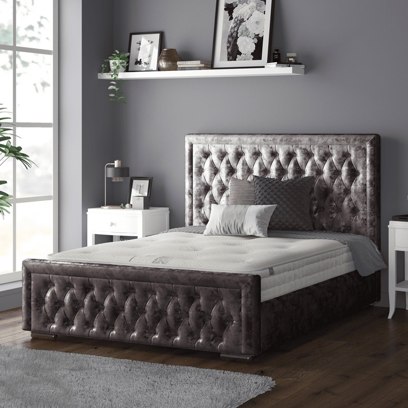 Oneybrook Upholstered Bed, Amethyst, Double (4'6)