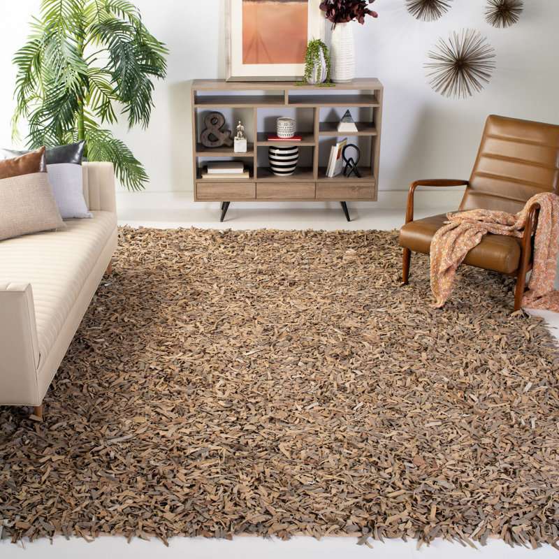 Tapis beige à poil long fabriqué à la main Arik, Rectangle 8 pi x 10 pi