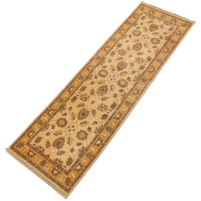 Tapis intérieur en laine de couloir 2 pi 9 po x 9 pi 7 po main one-of-kind-noué la 2010 ushak crème Yaak