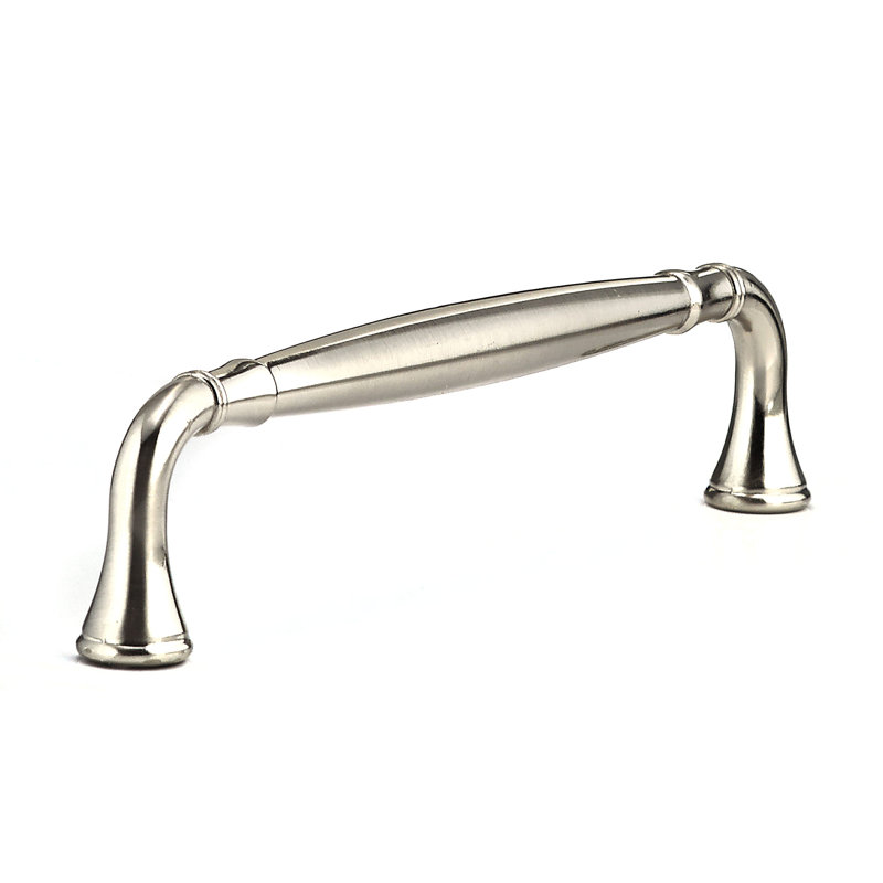 Poignée barre 7 9/16 po en métal, Nickel brossé, 6 3/10"