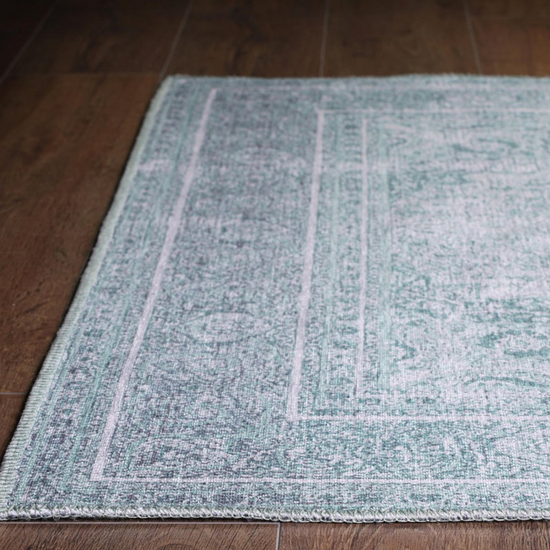 Tapis 100% polyester de qualité supérieure, 6,9 x 10,2 pi | 1850 g / m², hauteur de poils de 0,2 po | Polyester recyclé dessous | Lavable à la machine à 30 ° C | Conception douce, durable et écologique pour les espaces de vie modernes