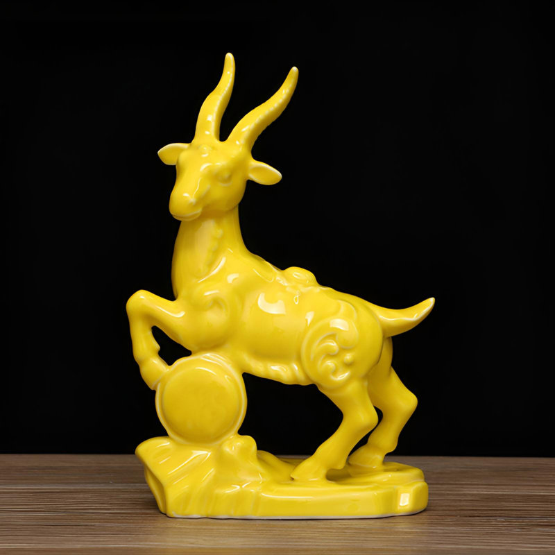 Sculpture sophistiquée en chèvre en céramique pour richesse et élégance