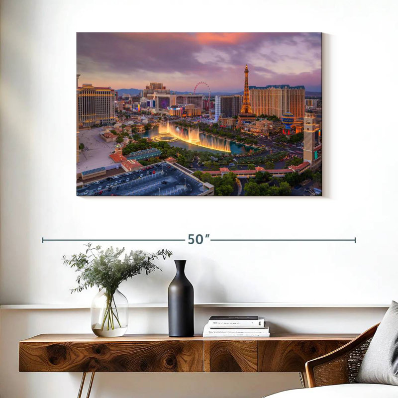 Ravi Las Vegas avant la tombée de la nuit, H 26 po x l 39 po