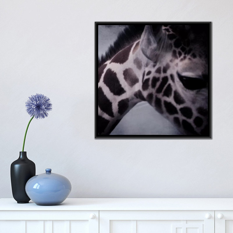Giraffe ii, reproduction de photo sur toile tendue, H 18 po x l 18 po x P 1,5 po, Pas de tapis, Toile tendue